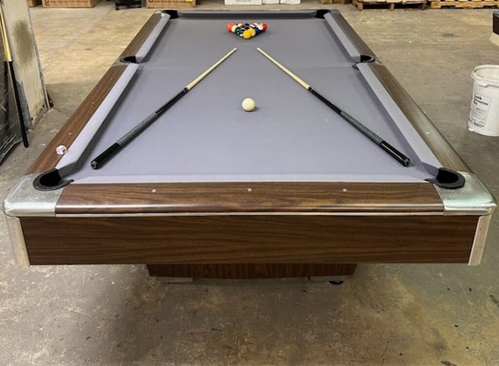 Gandy Big G Pro 8ft Pool Table